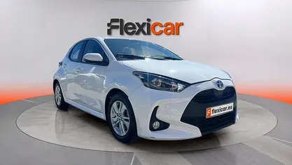 Brugt Toyota Yaris Hybrid Business Edition 116 HK (85 kW) 2022 Hvid Sedan