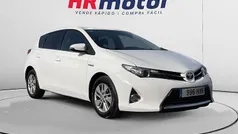 Usado 2014 Toyota Auris Hybrid Active Berlina | 11.790 € (Precio justo)