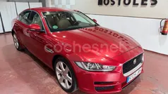 Granate Usado 2016 Jaguar XE Pure Berlina | 9995 € (Buen precio)