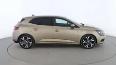 Amarillo Usado 2016 Renault Mégane III Zen Utilitario | 12.599 € (Precio justo)