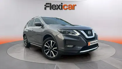 Käytetty Nissan X-Trail Tekna 160 HP (117 kW) 2020 Harmaa Katumaasturi