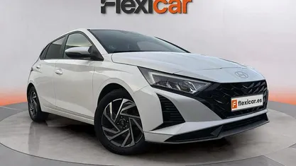 Usado 2024 Hyundai i20 Berlina | 17.490 € (Precio justo)