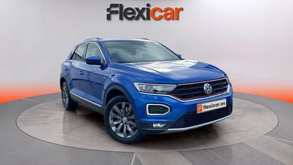 Usado VW T-Roc Sport 150 HP (110 kW) 2018 Azul SUV