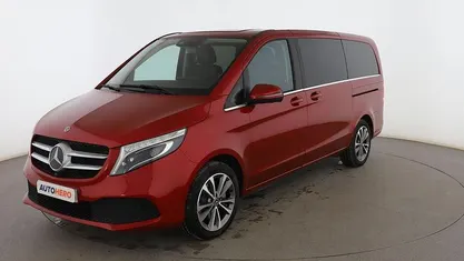 Usado Mercedes V300 Avantgarde 239 CV (175 kW) 2021 Rojo Monovolumen