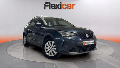 Usado Seat Arona Style 116 CV (85 kW) 2022 Azul SUV