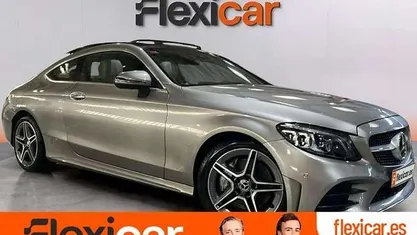 Usado Mercedes C300 245 CV (180 kW) 2018 Gris Coupe