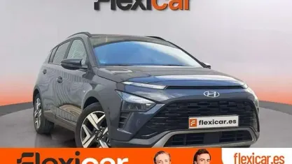 Usado Hyundai Bayon 101 HP (74 kW) 2022 Cinzento SUV