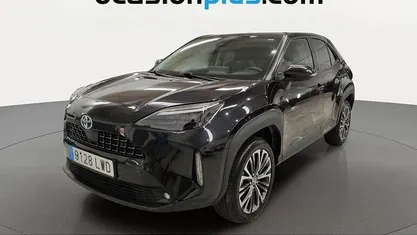 Usado Toyota Yaris Cross Plus 116 CV (85 kW) 2022 Negro SUV