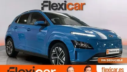 Begagnad Hyundai Kona 100 kW (136 HK) 2021 Blå SUV