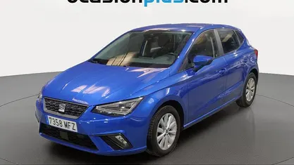 Usado Seat Ibiza Style 110 CV (80 kW) 2023 Azul Utilitario