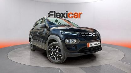 Begagnad Dacia Spring Expression 33 kW (45 HK) 2023 Svart Halvkombi