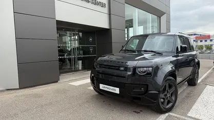 Usado Land Rover Defender SE Dynamic 250 HP (183 kW) 2025 SUV