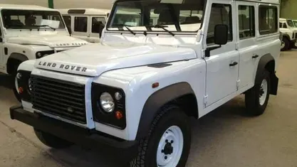 Usado Land Rover Defender 122 CV (89 kW) 2012 SUV