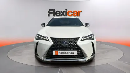Usado Lexus UX Business Edition 184 CV (135 kW) 2019 Blanco SUV