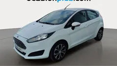 Blanco Usado 2014 Ford Fiesta Trend Utilitario | 5900 € (Precio justo)