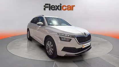 Usado Skoda Kamiq Ambition 110 CV (80 kW) 2021 SUV