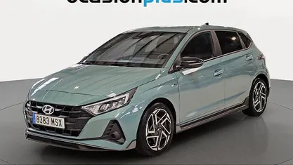 Usado Hyundai i20 N Line 80 CV (58 kW) 2024 Verde Utilitario