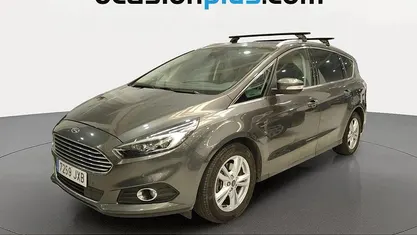 Usado Ford S-MAX Titanium 150 CV (110 kW) 2017 Gris Monovolumen