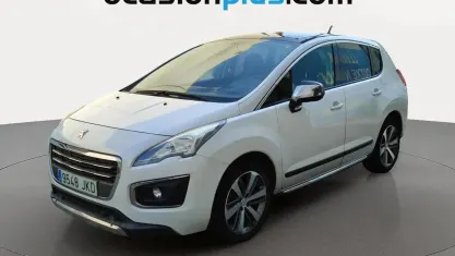 Usado Peugeot 3008 Allure 131 CV (96 kW) 2015 Blanco Familiar