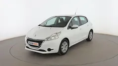 Usado 2014 Peugeot 208 Active Utilitario | 6999 € (Buen precio)