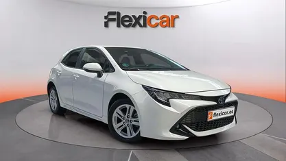 Używany Toyota Corolla Active 141 KM (103 kW) 2023 Sedan/Limuzyna