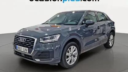 Usado Audi Q2 Advanced Plus 116 HP (85 kW) 2020 Cinzento SUV