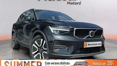 Negro Usado 2022 Volvo XC40 Core SUV | 24.990 € (Precio justo)