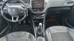 Negro Usado 2015 Peugeot 2008 Allure SUV | 9900 € (Precio justo)