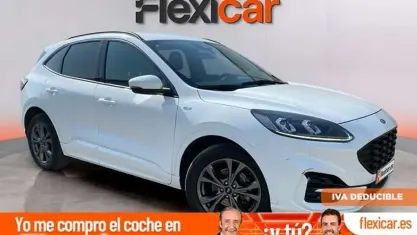 Usado Ford Kuga ST-Line 150 CV (110 kW) 2022 Blanco SUV