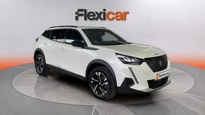 Usado Peugeot 2008 Allure 101 CV (74 kW) 2023 SUV