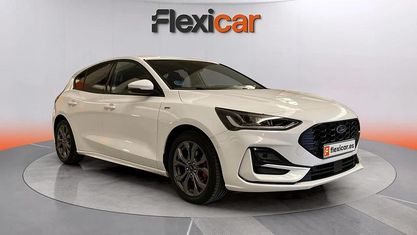 Usado Ford Focus Active 156 CV (114 kW) 2022 Blanco Berlina