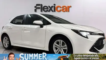 Usado Toyota Corolla Active 122 CV (89 kW) 2021 Blanco Berlina