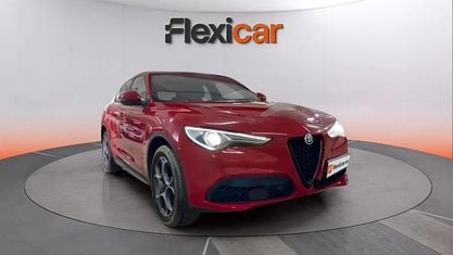 Usado Alfa Romeo Stelvio Sprint 200 CV (147 kW) 2022 Rojo SUV