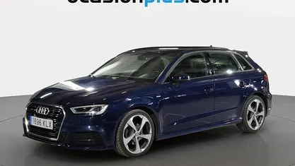 Usado Audi A3 Sportback S-Line 116 CV (85 kW) 2018 Azul Utilitario