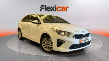Usado Kia Ceed 101 CV (74 kW) 2020 Blanco Utilitario