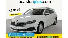 Blanco Usado 2022 Skoda Octavia Ambition Familiar | 18.537 € (Precio justo)