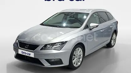 Usado Seat Leon XCELLENCE 130 CV (95 kW) 2020 Gris Familiar