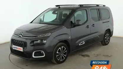 Käytetty Citroën Berlingo Shine 131 HP (96 kW) 2019 Harmaa Tila-auto