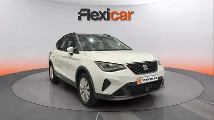 Usado Seat Arona Style 110 CV (80 kW) 2023 SUV