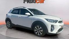 Usado 2021 Kia Stonic SUV | 14.490 € (Precio justo)