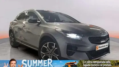 Usado Kia XCeed 140 CV (102 kW) 2020 Gris SUV