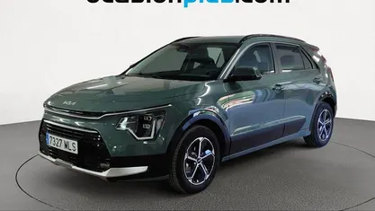Begagnad Kia Niro 141 HK (103 kW) 2023 Grön SUV