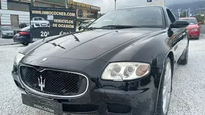 Usado Maserati Quattroporte GT 400 CV (294 kW) 2006 Negro Berlina