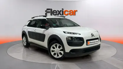 Usado Citroën C4 Feel 110 CV (80 kW) 2017 Blanco Berlina