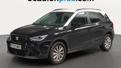 Usado Seat Arona Style 110 CV (80 kW) 2024 Negro SUV