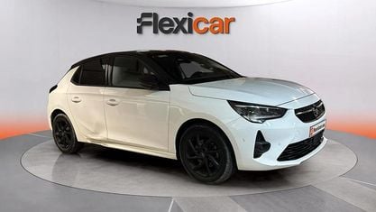 Usado Opel Corsa GS Line 101 CV (74 kW) 2022 Blanco Berlina