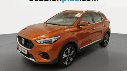 Usado MG ZS Comfort 106 HP (77 kW) 2023 Laranja SUV