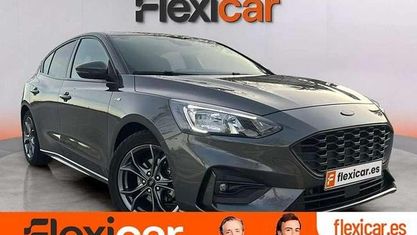 Usado Ford Focus Trend 125 CV (91 kW) 2020 Gris Utilitario