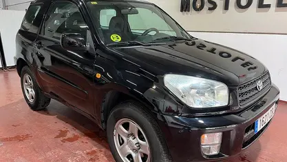 Negro Usado 2002 Toyota RAV4 Luna Utilitario | 4495 €