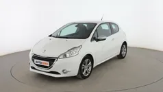 Usado 2015 Peugeot 208 Allure Utilitario | 8499 € (Precio justo)